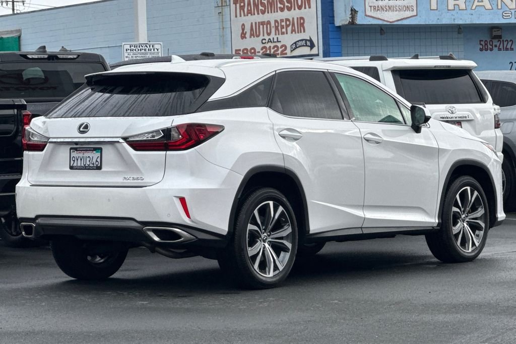Used 2019 White Lexus 350 image 4