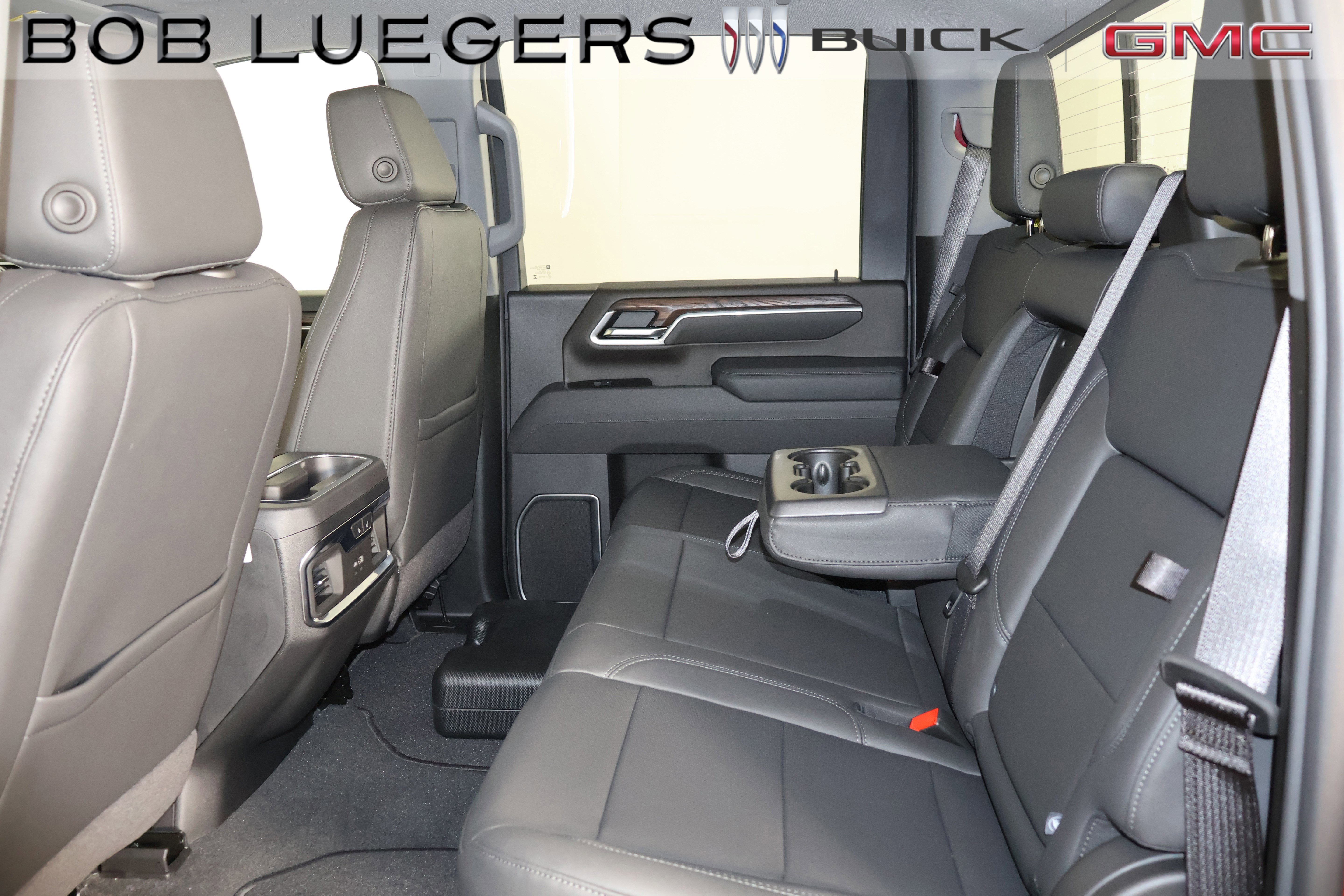 2026 GMC Sierra 2500HD SLT - Photo 14