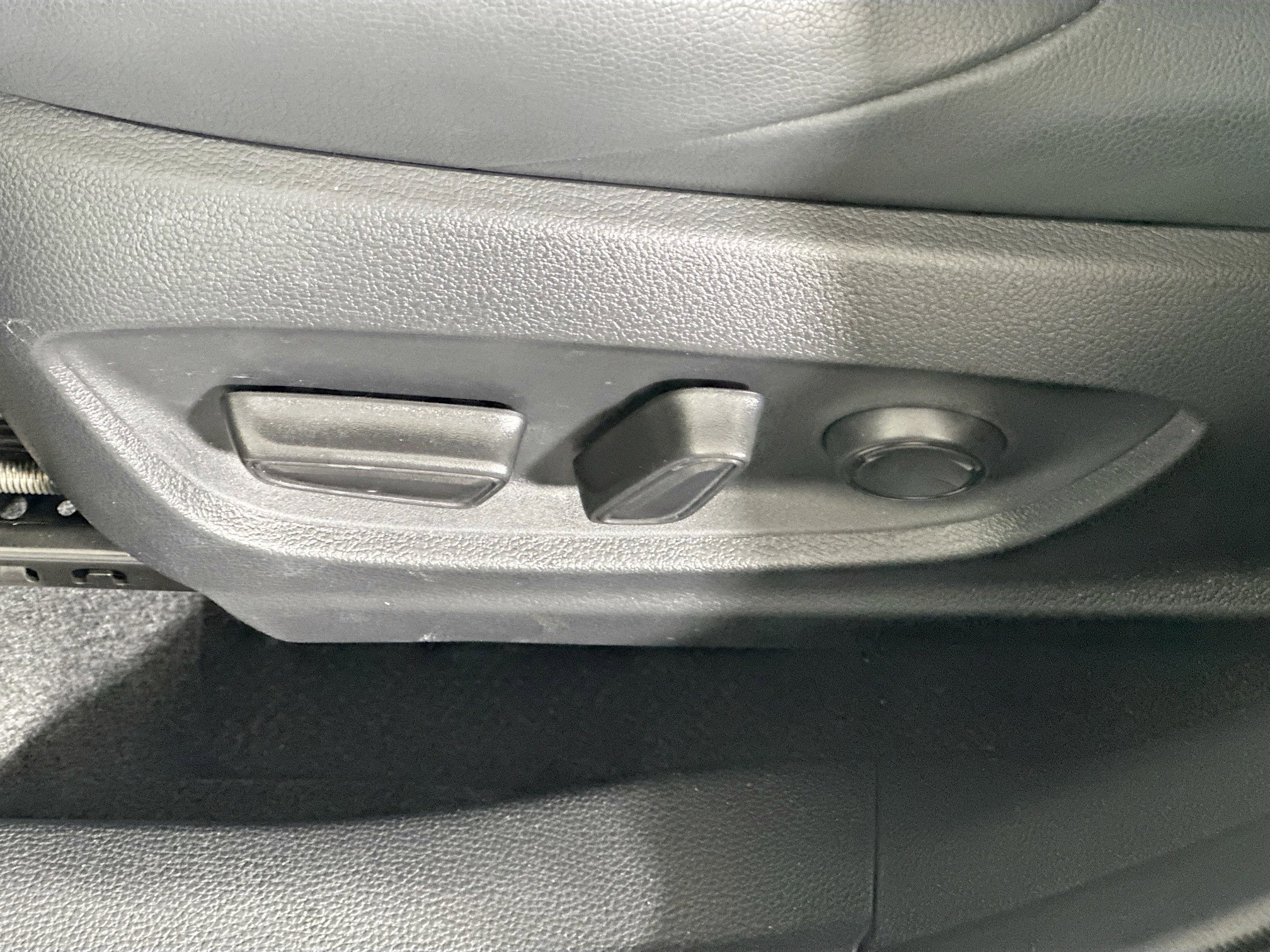 Used 2025 Blue Toyota Hybrid XSE image 13