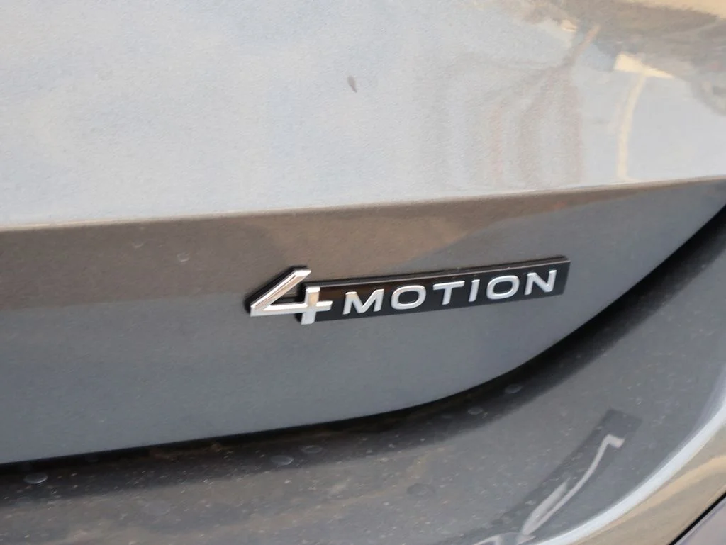 New 2026 Gray Volkswagen 2.0T SE R-Line Black image 38