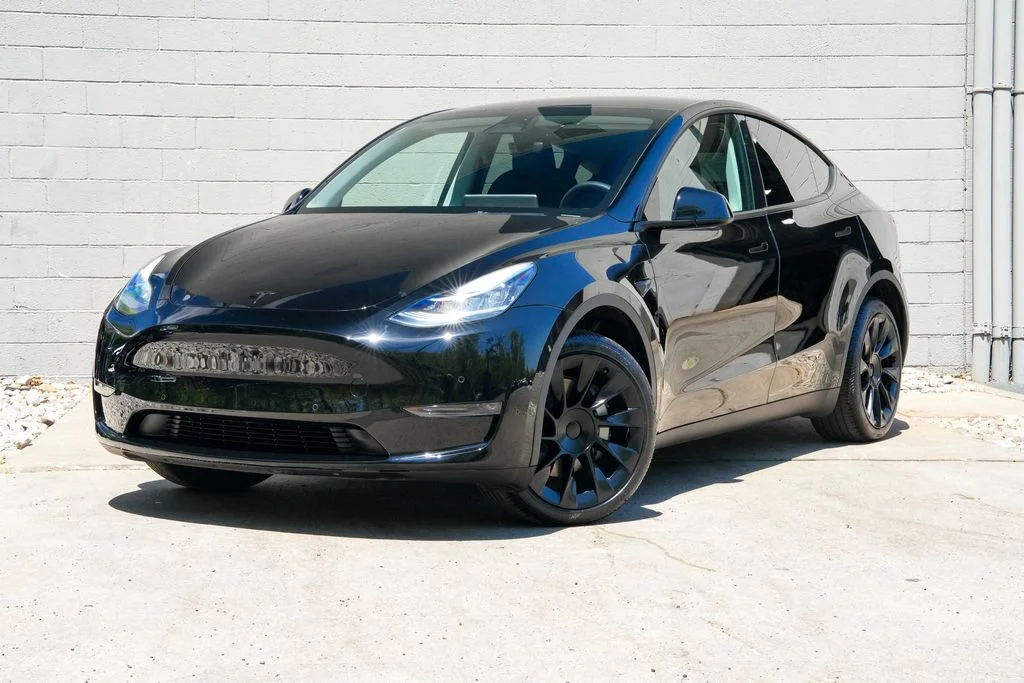 2022 Tesla Model Y Long Range Dual Motor All-Wheel Drive's photo