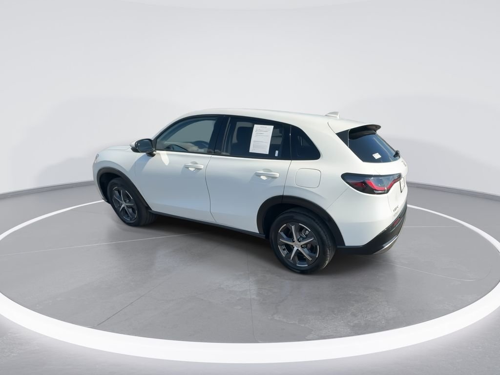 Used 2023 White Honda EX-L image 6