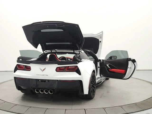 Used 2019 White Chevrolet Grand Sport image 14