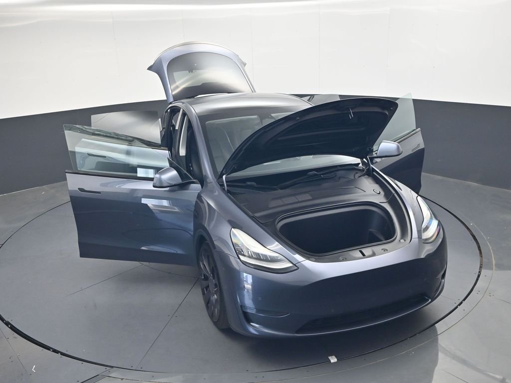 Used 2020  Tesla Performance image 44