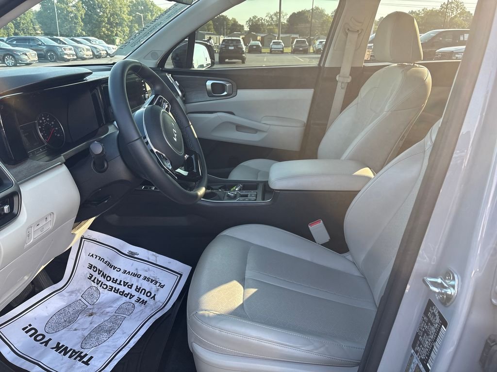 Used 2022 Gray Kia EX image 14