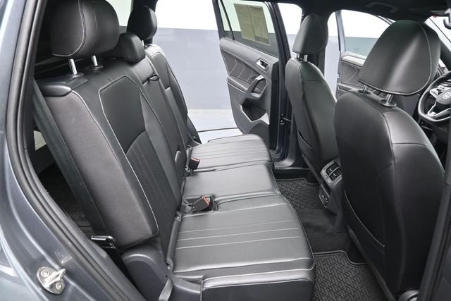 Used 2022 Gray Volkswagen 2.0T SE R-Line Black image 14