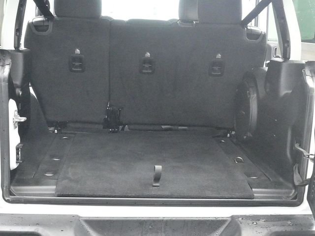 Used 2020 White Jeep Unlimited Willys image 13