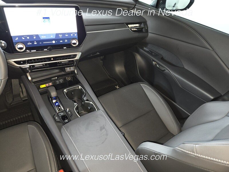 New 2026 Ultra White Lexus F SPORT DESIGN image 14