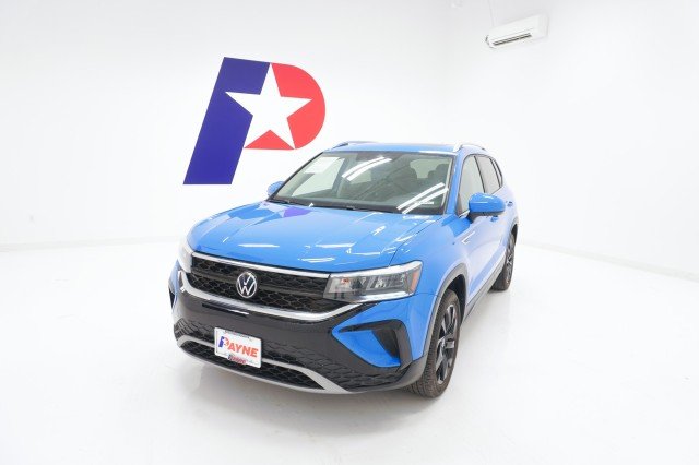 2023 Volkswagen Taos 1.5T SE's photo