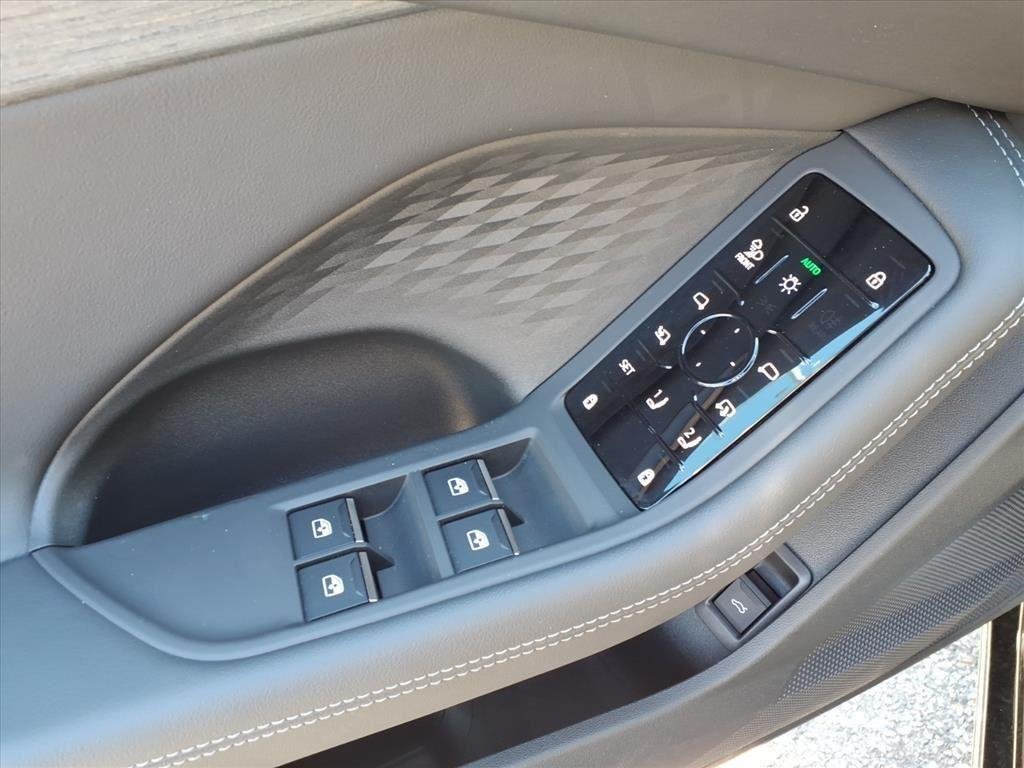 Used 2025 Mythos Black Metallic Audi Premium Plus image 29