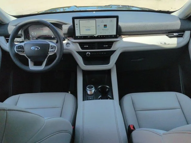 New 2026 Carbonized Gray Metallic Ford Active image 15