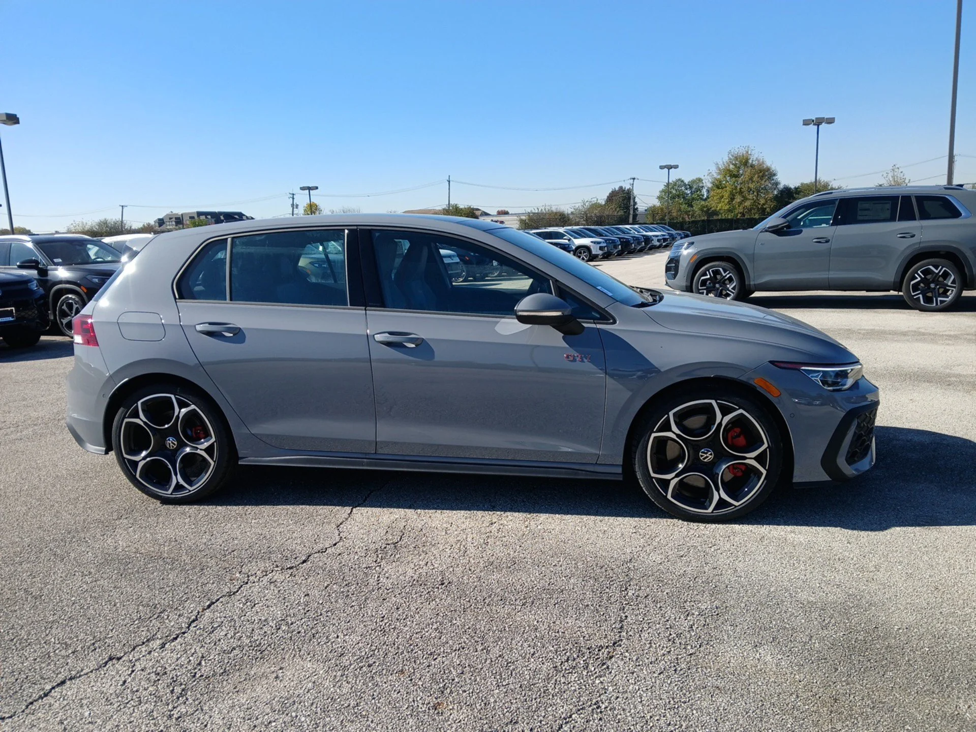New 2026 Moonstone Gray Volkswagen 2.0T Autobahn image 3