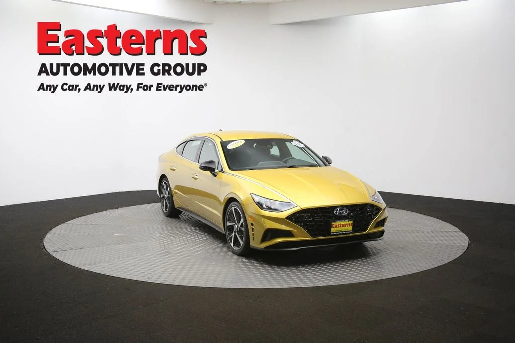 Used 2021 Yellow Hyundai SEL Plus image 49