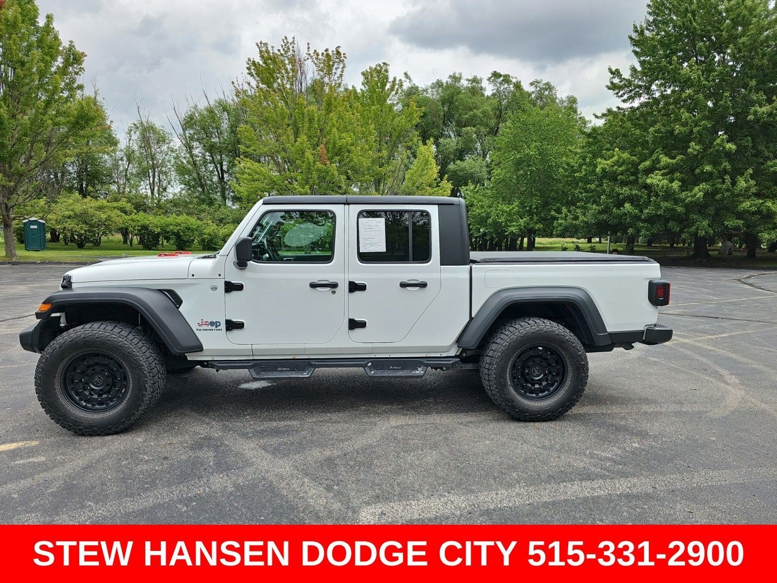 2020 Jeep Gladiator Sport S's photo