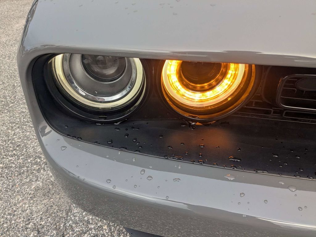 2023 Dodge Challenger SXT - Photo 10