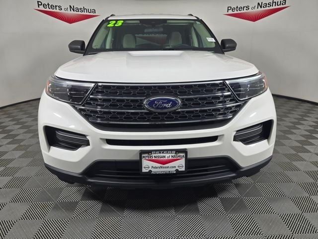 Used 2023 White Metallic Ford XLT image 11