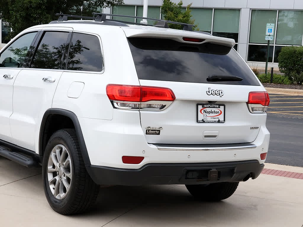 Used 2016 Bright White Clearcoat Jeep Limited image 8
