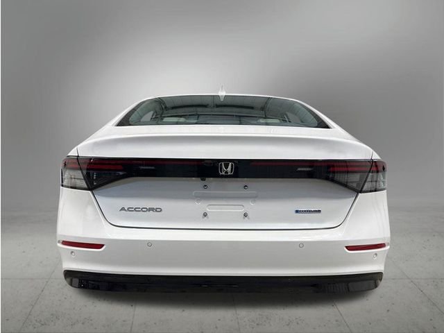 New 2026 Platinum White Pearl Honda EX-L image 4
