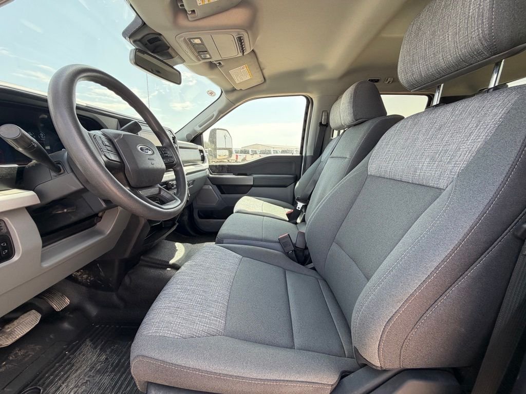 Used 2025 White Ford XLT image 18