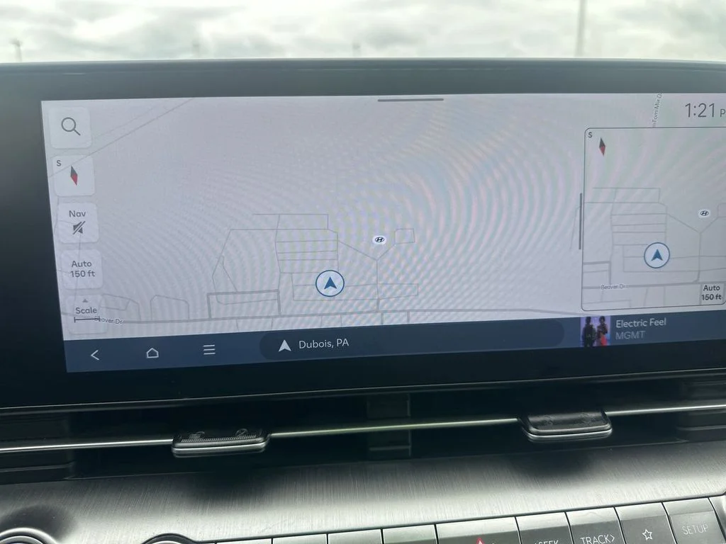Certified Used 2024 White Hyundai SEL image 25