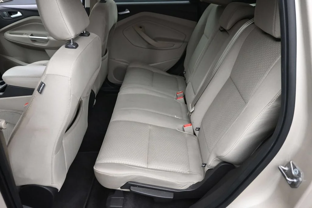 Used 2018 Gold Ford SE image 12