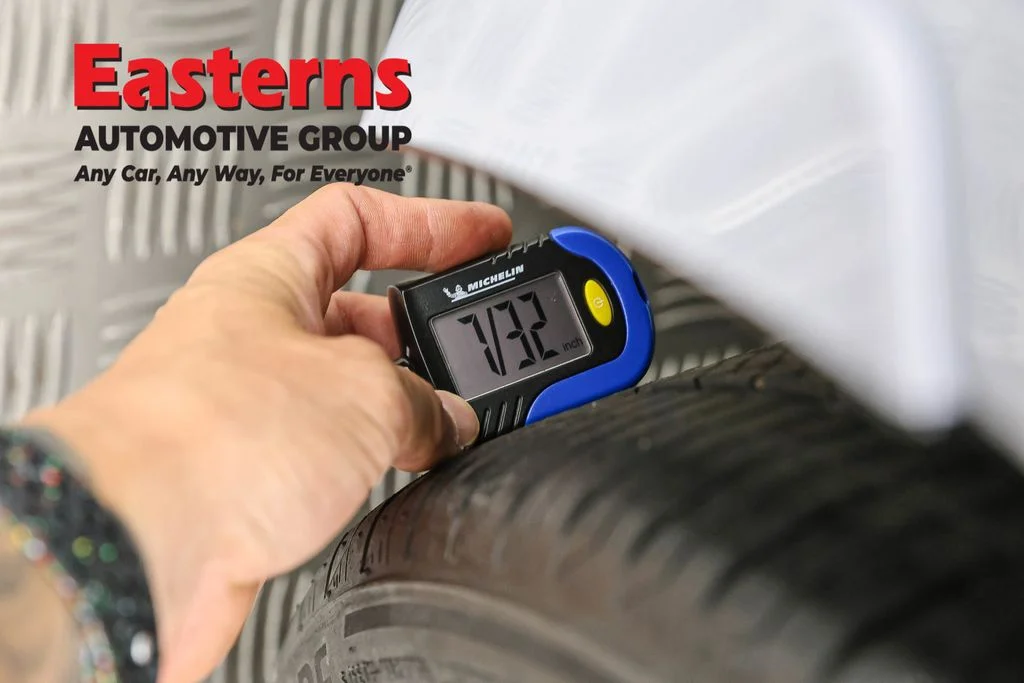 Used 2023 Gray Nissan 2.0 SR image 29