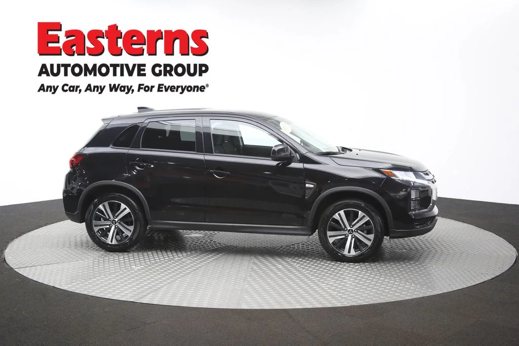 Used 2025 Black Mitsubishi 2.0 ES image 44