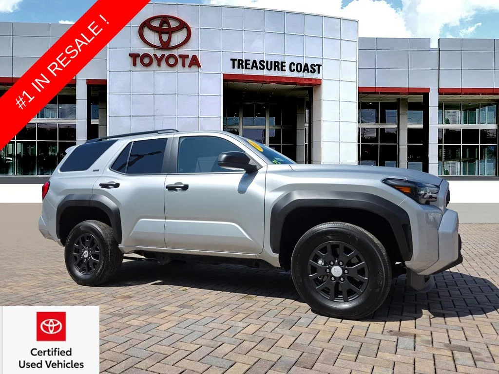 Used 2025  Toyota SR5 image 1