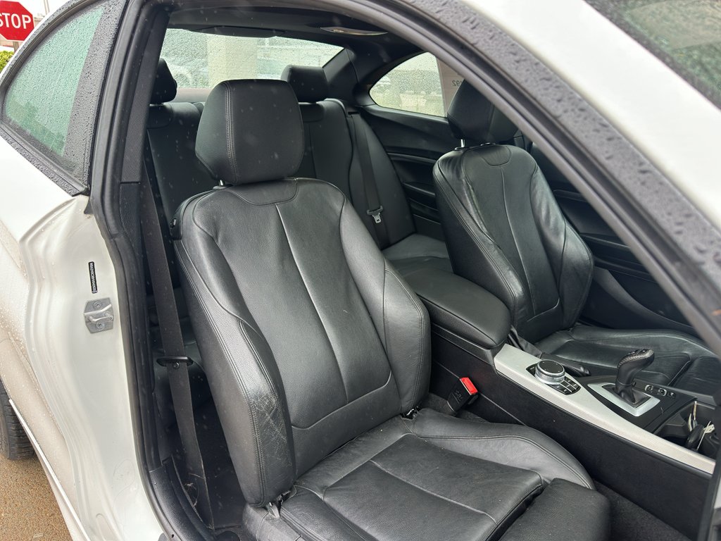 Used 2017 Alpine White BMW 230i xDrive image 31