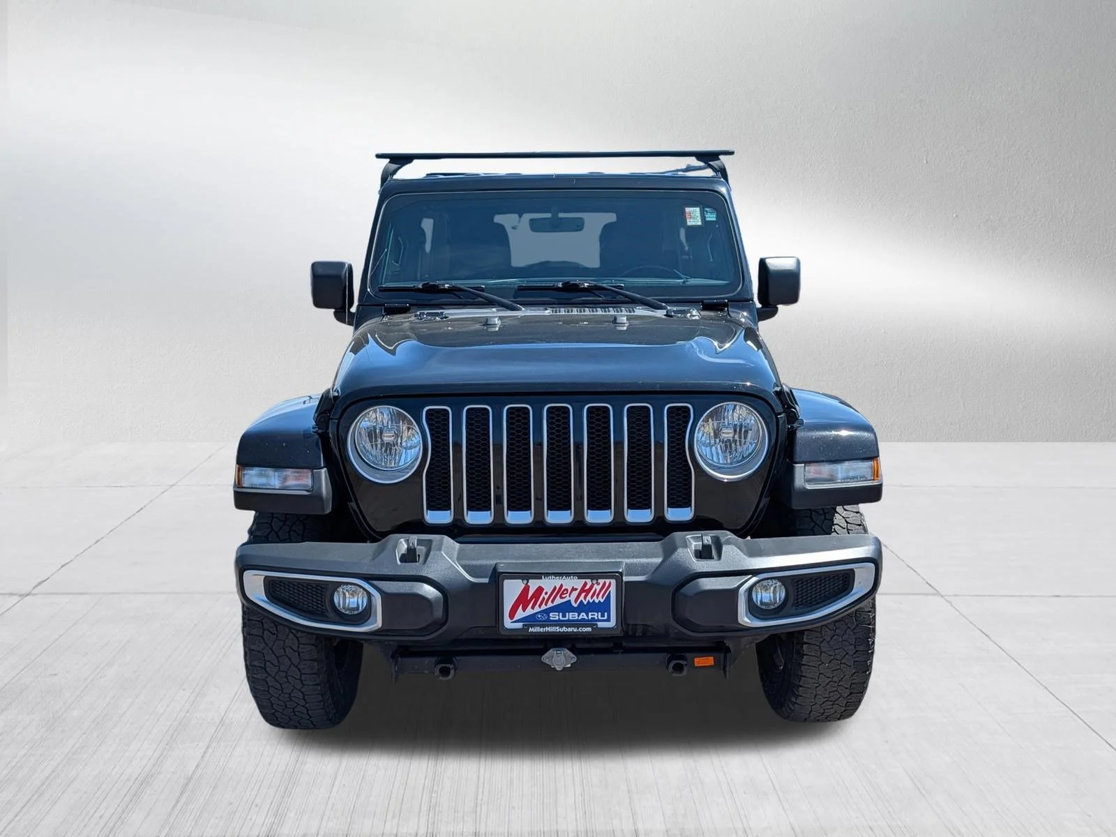 Used 2021 Black Clearcoat Jeep Unlimited Sahara image 2