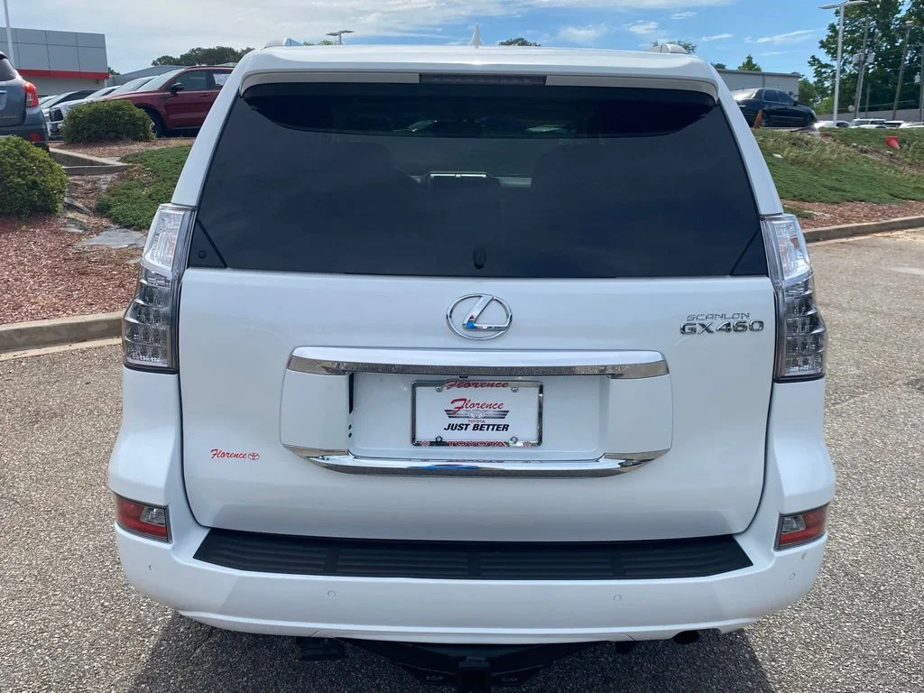 Used 2019  Lexus 460 image 12