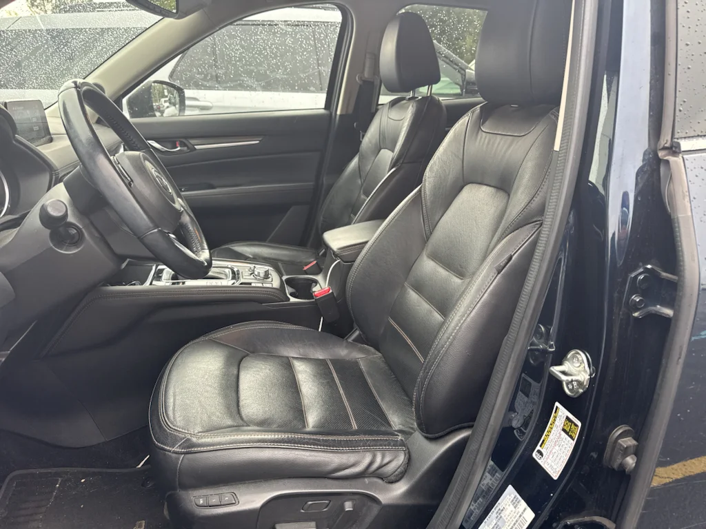 Used 2018 Deep Crystal Blue Mica Mazda Grand Touring image 7
