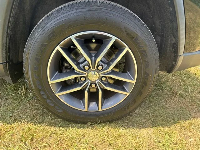 Used 2018 Black Jeep Limited image 14