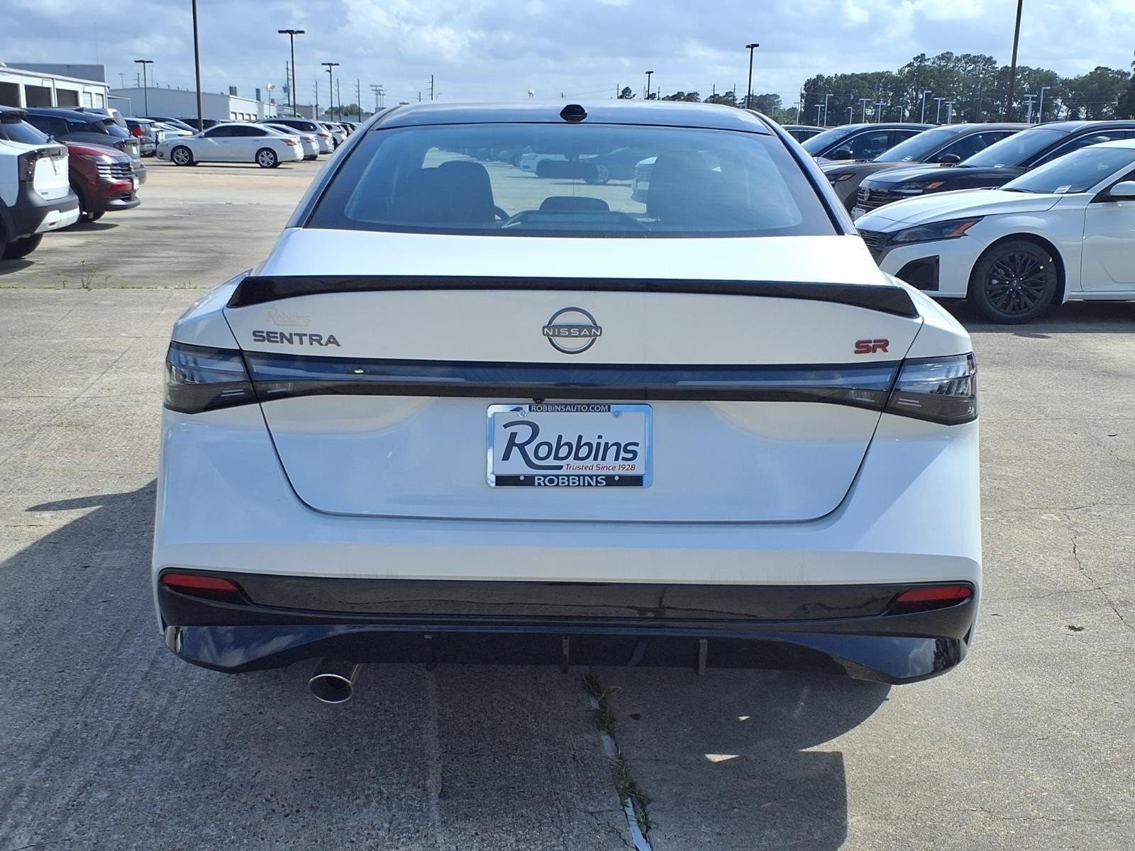 2026 Nissan Sentra SR White at Robbins Nissan