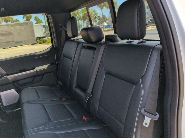 New 2026 Oxford White Ford Lariat® image 14