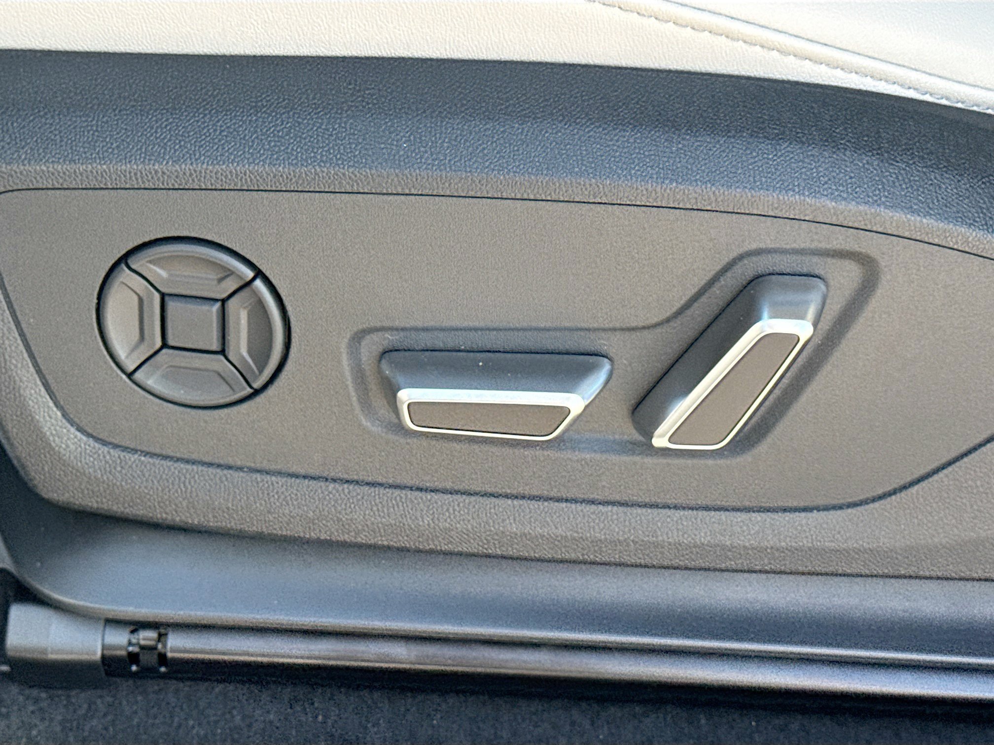 New 2026 Mythos Black Metallic Audi S line image 24