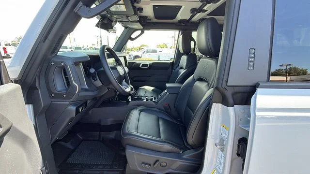 New 2026 Avalanche Gray Ford Badlands® image 32