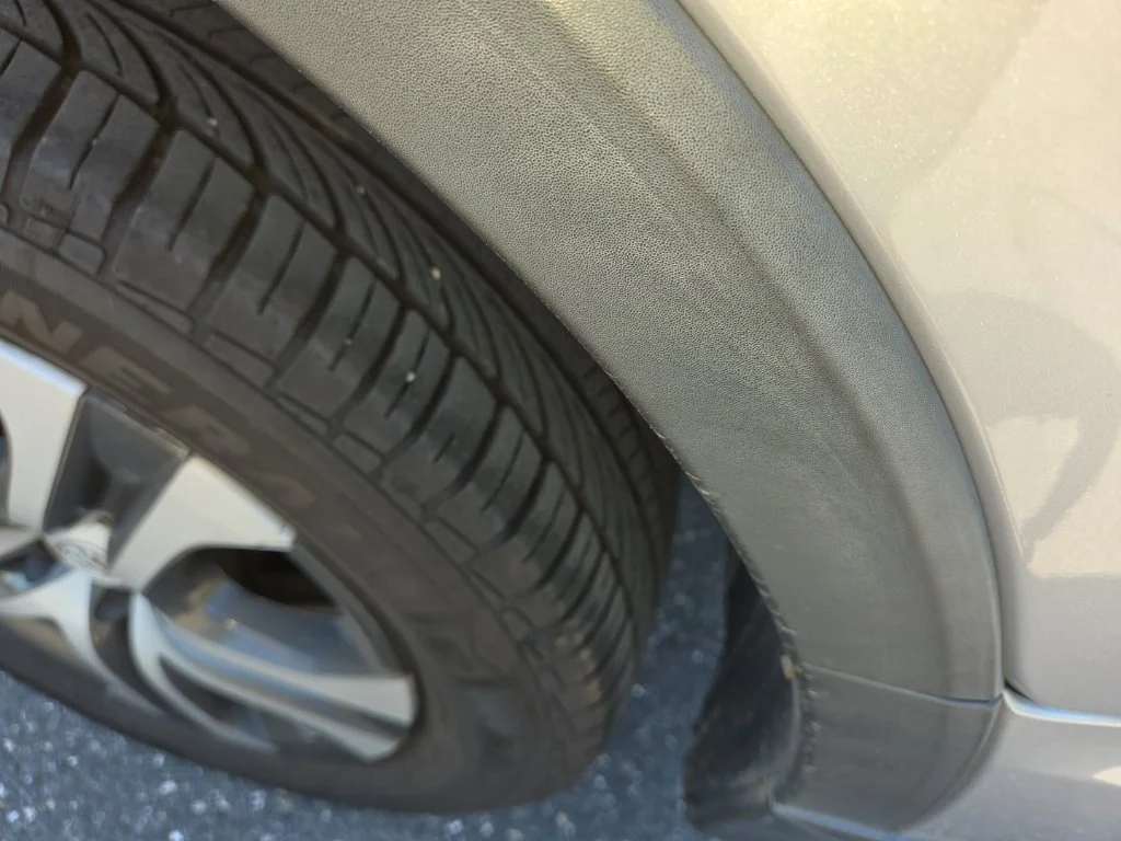 Used 2016 Silver Toyota LE image 23