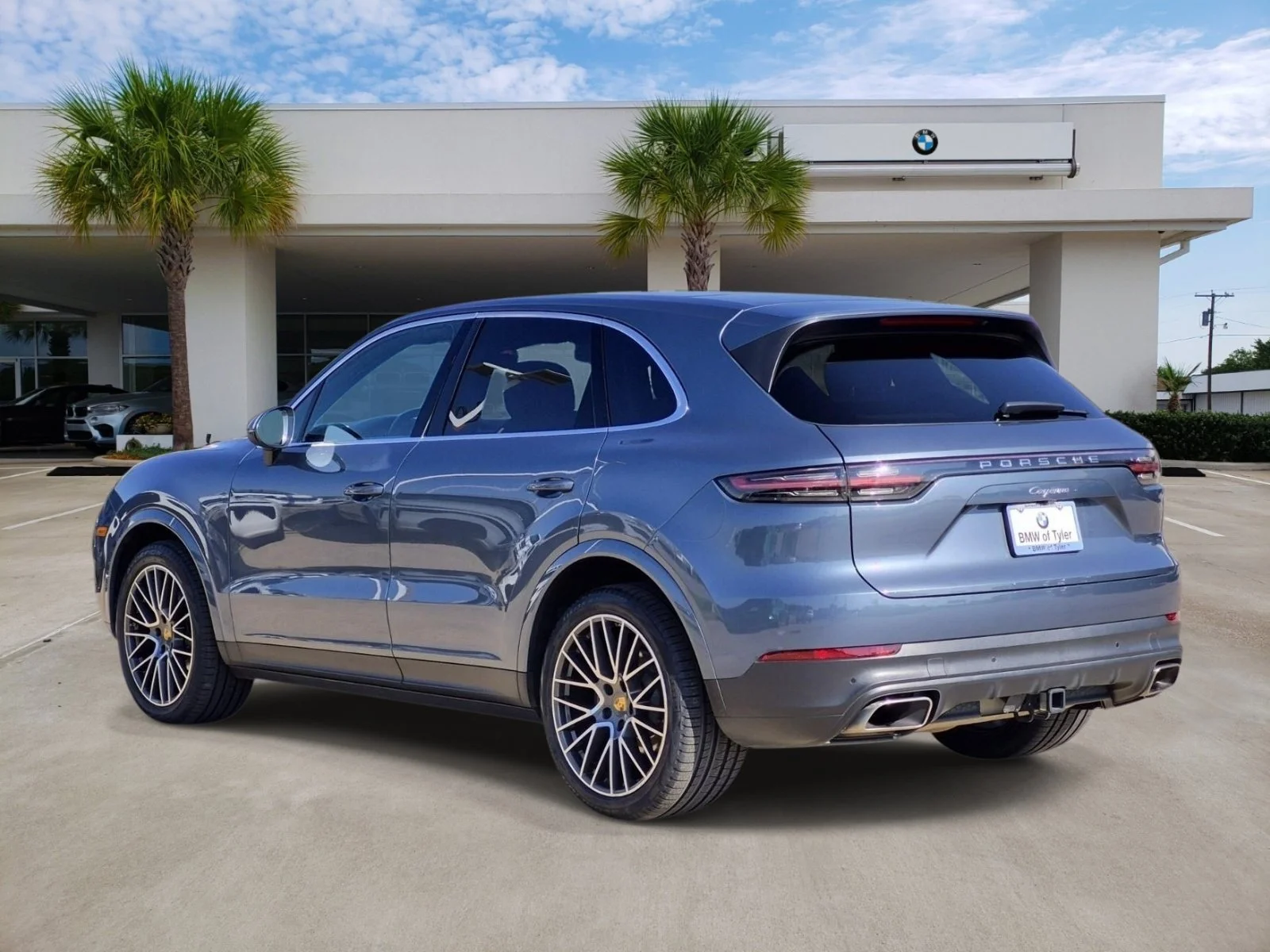 Used 2020 Biscay Blue Metallic Porsche Base image 4
