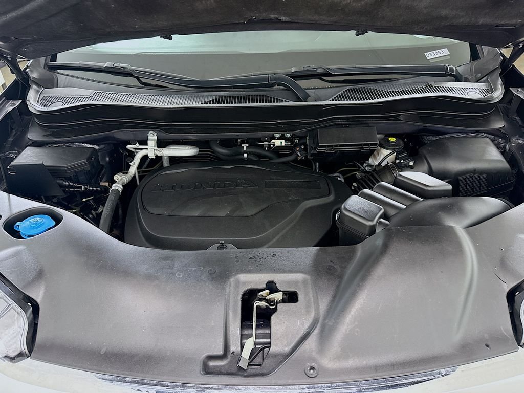 Used 2020 Modern Steel Metallic Honda RTL image 30