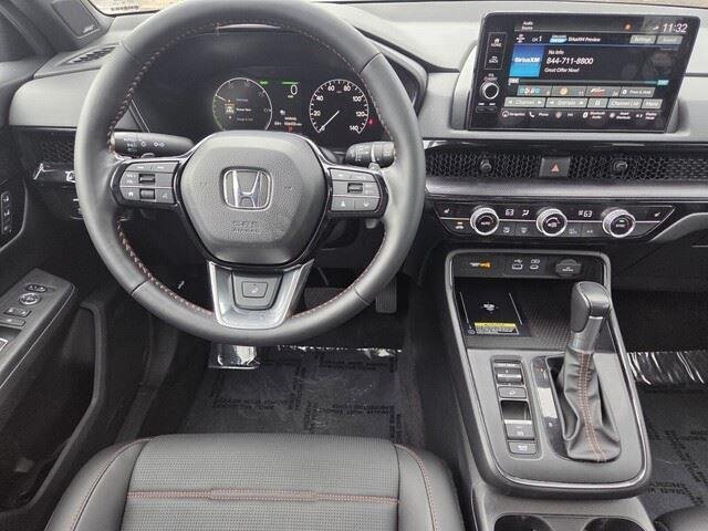 Used 2025 Urban Gray Pearl Honda  image 22
