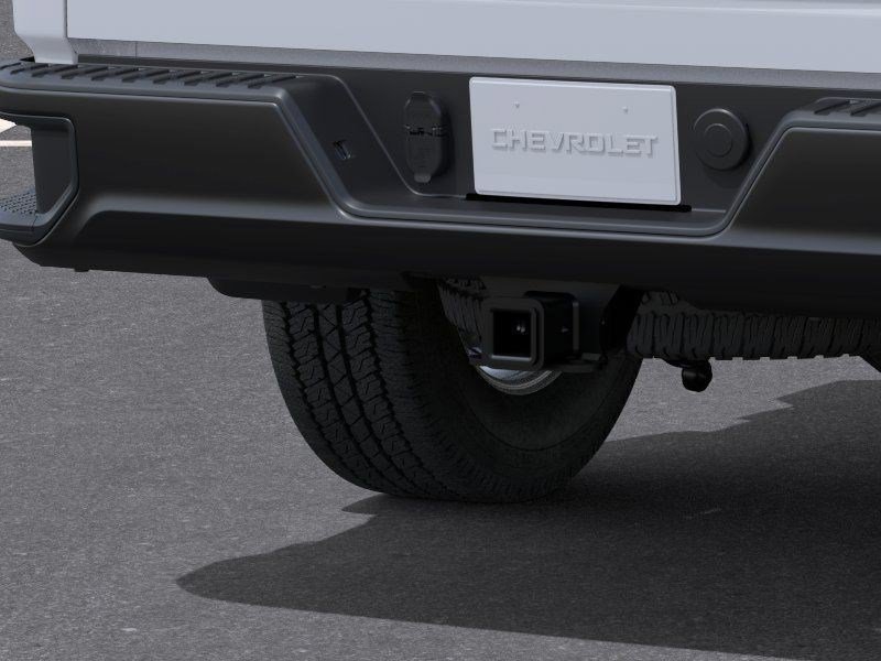 New 2026 Summit White Chevrolet WT image 15