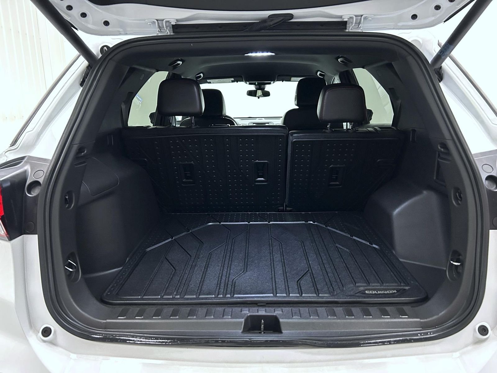 Used 2024 White Chevrolet RS image 21