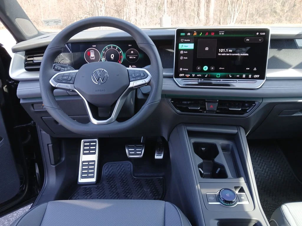 New 2026 Black Volkswagen 2.0T SE R-Line Black image 13