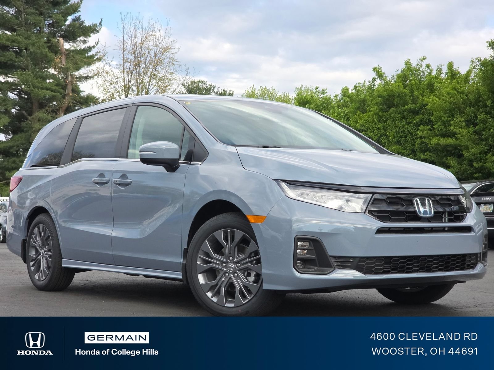 2026 Honda Odyssey Touring's photo
