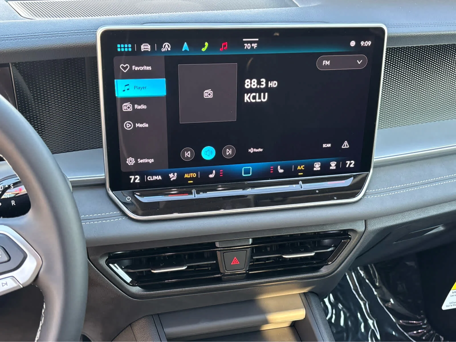 New 2026 PLATINUM GRAY Volkswagen SE image 14
