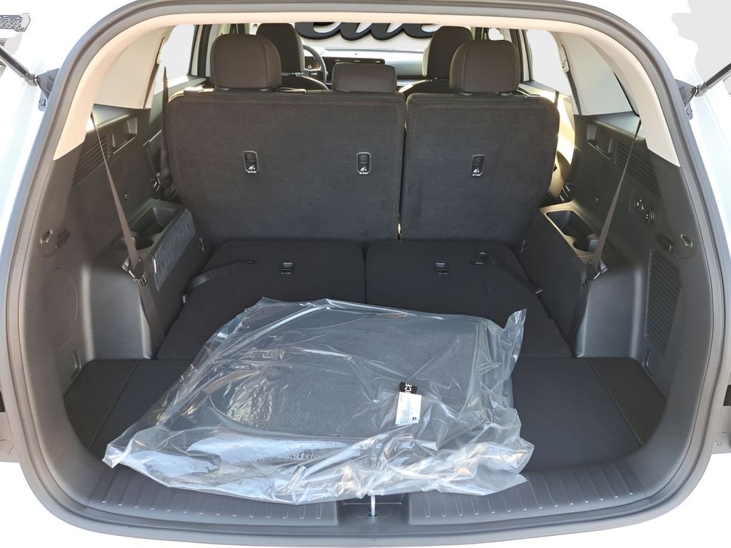 2026 Kia Sorento LX - Photo 13
