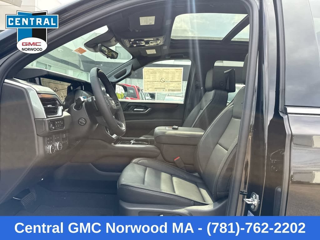 2026 GMC Yukon Denali - Photo 15