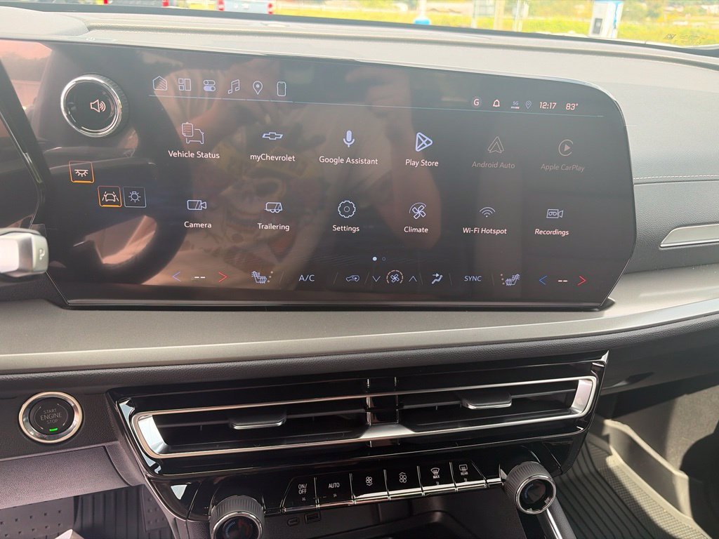 2027 Chevrolet Traverse LT - Photo 19