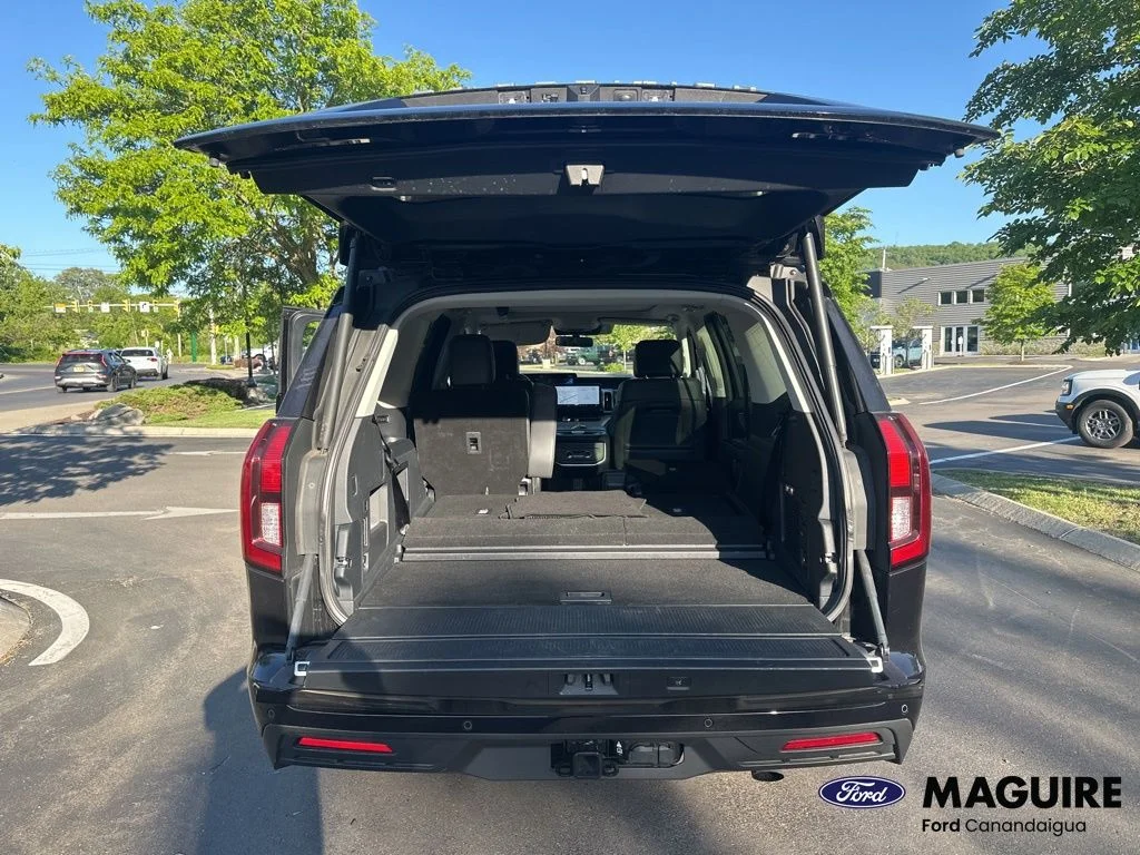 Used 2025 Black Ford Active image 9